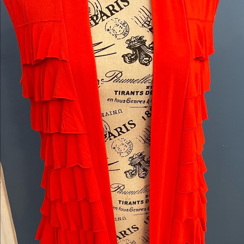 Women’s Isle Brand sleeveless Sweater